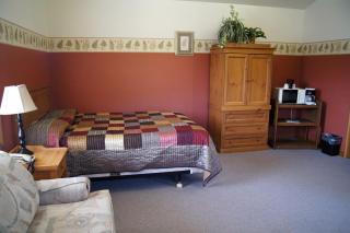 Idyllic Camping Cabin on 2500-Acre Ranch in the Umpqua River Valley, Oregon - - 0