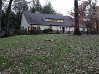 Extraordinary Vacation Rental for Large Groups at Lake Rabun, Georgia - 0