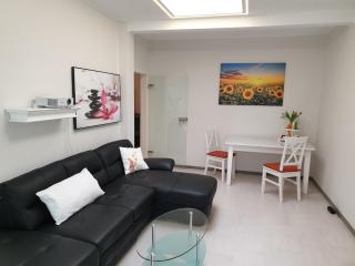 Ferienhaus mit Sommerpool, Terrasse und Glashaus - 6