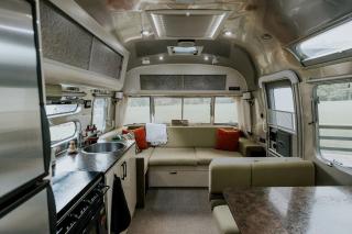 Modern Airstream Perfect for Couples Getaway in Erwin, Tennessee - Erwin - 0