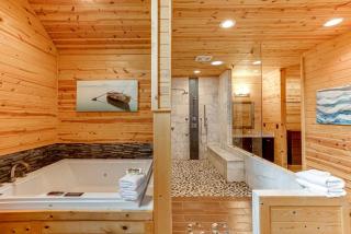 Georgia Glamping Destination with Fire-pit and Jacuzzi for Romantic Weekend Escapes - Cleveland - 6
