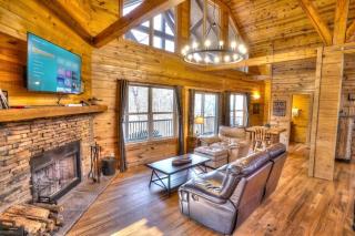 Luxury Glamping Cabin For Families or Group with Creek-side Fire-Pit near Helen, GA - Cleveland - 4