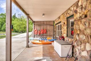 Exquisite Cabin with Amazing Interior and Exterior in Sarahsville, Ohio - - 8