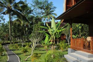 Villa Joglo tepi sungai - Sidemen - 6