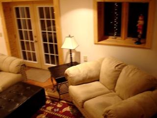 Rustic Cabin on a Woodland Farm in Tellico Plains, Tennessee - Tellico Plains - 6