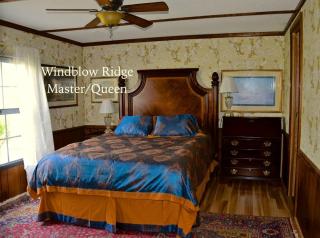 Cabin Rental with Stunning Views near Hanging Rock State Park, North Carolina - - 8