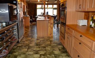 Beautiful Lodge Rental for Groups near Hanging Rock State Park, North Carolina - - 4