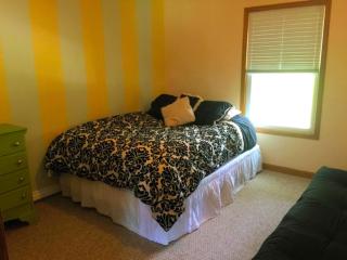 Lakeside Vacation Rental with Hot Tub near Fort Wayne, Indiana - North Webster - 6