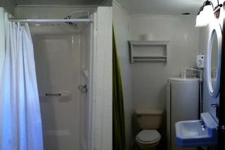 Comfortable Cabin Right on Great Sacandaga Lake in Northville, New York - Northville - 1