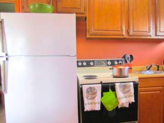 Waterfront Studio Overlooking the Chesapeake Bay for a Romantic Getaway on Maryland's Eastern Shore - Fishing Creek - 1