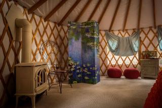 Elegant Yurt Tucked Beneath Oak Trees on Southern California Ranch - Cayucos - 2