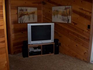 Rustic and Private Family Cabin Rental on Beech Mountain, North Carolina - Beech Mountain - 3