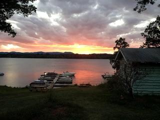 Cozy Cabin with Lovely Views of Great Sacandaga Lake in Northville, New York - Northville - 1