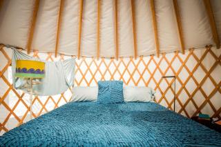 Tranquil Yurt Rental for Two with Soothing Interior on Ranch near San Luis Obispo - Cayucos - 8