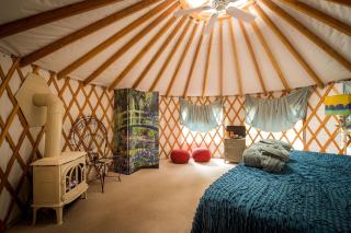 Tranquil Yurt Rental for Two with Soothing Interior on Ranch near San Luis Obispo - Cayucos - 7