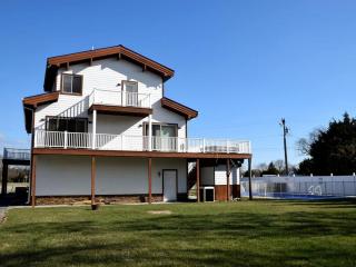 Luxury Vacation Rental with an Inviting Pool in Cape Charles, Virginia - Kiptopeke - 9
