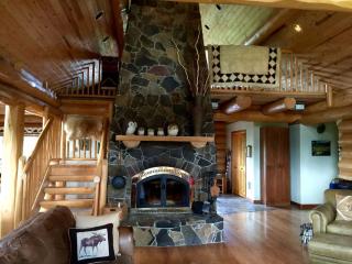 Lovely Fishing-Themed Room Rental with Mount St. Helens Views, Washington - Battle Ground - 5