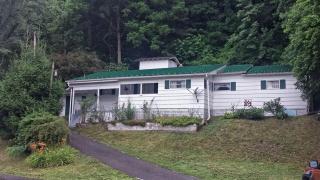 Delightful Getaway Cabin on the Banks of Greenbrier River near Huntington, West Virginia - Hinton - 8