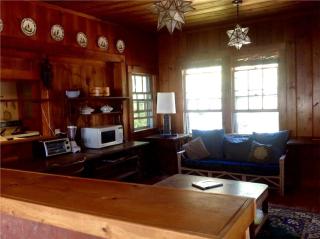 Tranquil Seaside Cottage with Private Beach on Cape Cod, Massachusetts - Wellfleet - 4