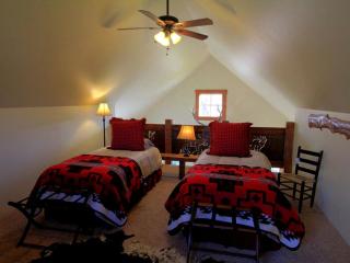 Western Ranch Cabin Getaway on the Big Hole River in Montana - 2