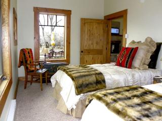 Western Ranch Cabin Getaway on the Big Hole River in Montana - 1