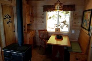 Wilderness Cabin Getaway with Breathtaking Views in Klawock on Prince of Wales Island in Alaska - Craig - 0