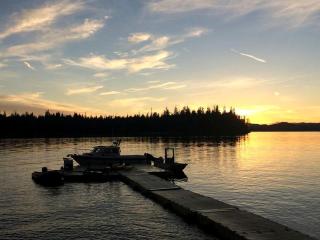 Wilderness Cabin Getaway with Breathtaking Views in Klawock on Prince of Wales Island in Alaska - 3