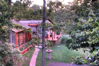 Charming Camping Cabin Rental with Enchanting Views in College Station, Texas - College Station - 8