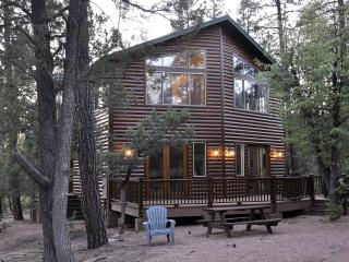 Spacious Woodland Log Cabin Rental with Mogollon Rim Views in Payson, Arizona - Beaver Valley Estates Subdivision - 0