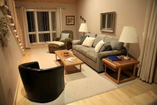 Elegant Old Forge Accommodation Ideal for Peaceful New York Getaways - Old Forge - 2