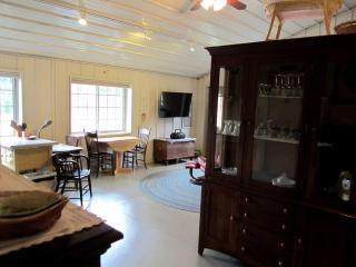 Serene Mountain Vacation Rental for Two in Nemo, South Dakota - Nemo - 5