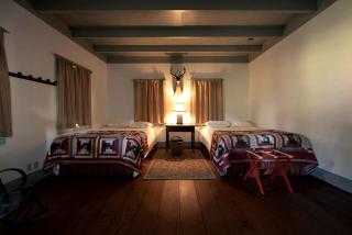 Spacious Luxury Getaway at Restored Ranch Cabin Rental near Austin, Texas - New Ulm - 4