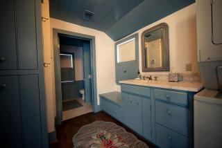 Spacious Luxury Getaway at Restored Ranch Cabin Rental near Austin, Texas - New Ulm - 2