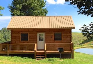Cozy Cabin Rental for Couples' Getaway near Blue Ridge Parkway, North Carolina - Purlear - 2