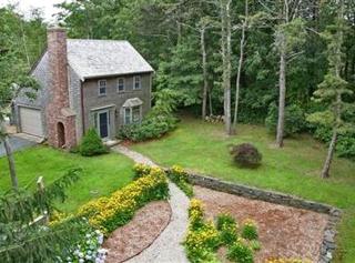 Exquisite Villa Rental for Groups with a Heated Pool in Orleans, Massachusetts - 4