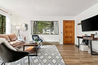 Cozy Cabin with Fire Pit near Lake Cushman, Perfect for a Glamping Retreat to the Pacific Northwest - Hoodsport - 3