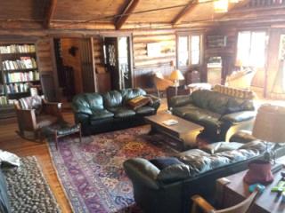 Waterfront Cabin Rental for a Boating Getaway on Loon Lake in New York - - 7