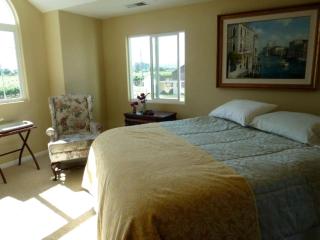 Luxury Chic Farm Cottage in Wine Country, California - Lakeport - 6