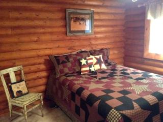 Secluded Log Cabin Rental Perfect for Families near Glendale, Utah - Glendale - 4