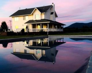 Luxury Chic Farm Cottage in Wine Country, California - Lakeport - 2