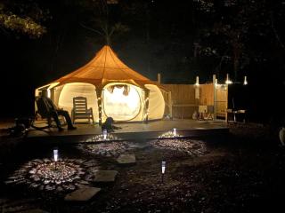 Beautiful Cozy Bell Tent with Equipped Private Yard and Outdoor Shower in New Jersey - Ocean View - 4