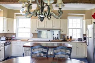 Luxury Rental Surrounded by the Charmingly Historic Wine Country of Middleburg, Virginia - Middleburg - 1