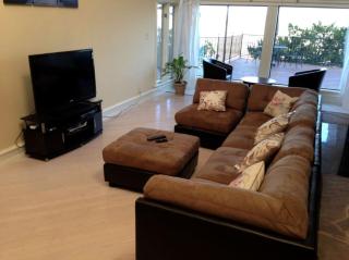 Spacious Cottage Rental on the Banks of Lake Travis in the Texas Hill Country - Lago Vista - 8