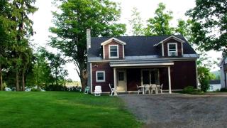 Hilltop Cottage Rental Overlooking Creek near Albany in Upstate New York - Fly Creek - 0