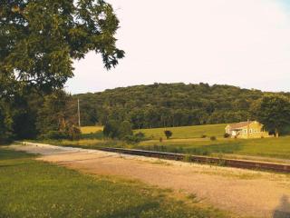 Gorgeous Country Cottage for a Farm Getaway in Cookeville, Tennessee - Cookeville - 9