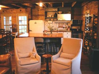 Gorgeous Country Cottage for a Farm Getaway in Cookeville, Tennessee - Cookeville - 4