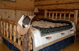 Peaceful Room in All-Inclusive Lodge on Traditional Ranch in Washington State - Republic - 0