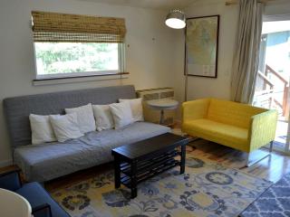 Beautiful Cottage Rental with Private River Beach on the Russian River, California - Forestville - 8