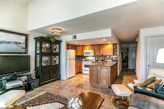 Waterfront Cottage Rental with Breathtaking Views near Houston, Texas - Willis - 5