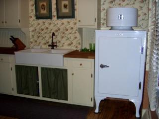 Historic Cottage Rental on Farmland near McConnellsburg, Pennsylvania - Mercersburg - 6